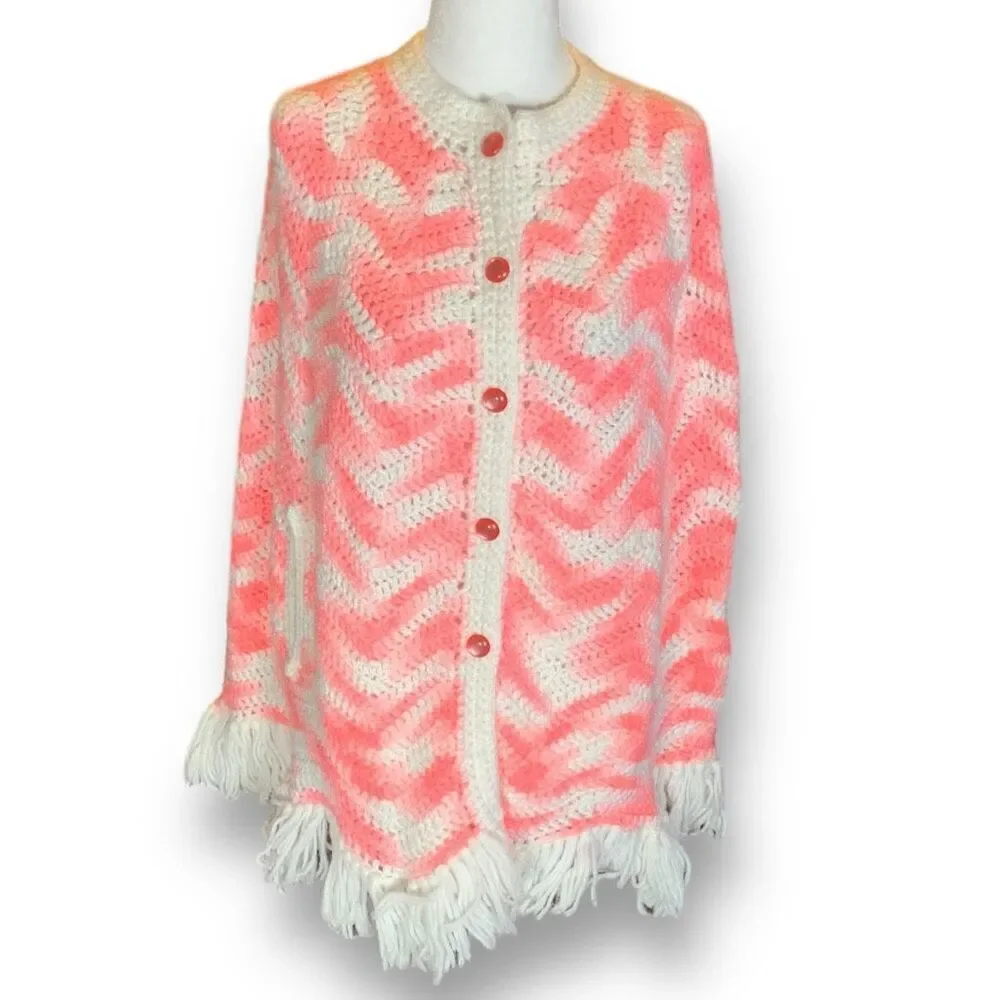 Vintage Hand Knit Chunky Poncho Cape‎ White Light Pastel Pink Zig Zag Stripe